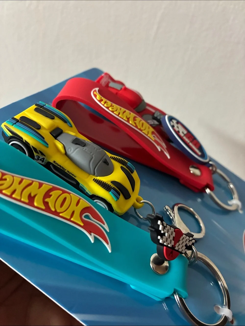 Hot wheels Keychain lanyard set